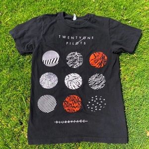 Unisex twenty one pilots blurry face album tee .